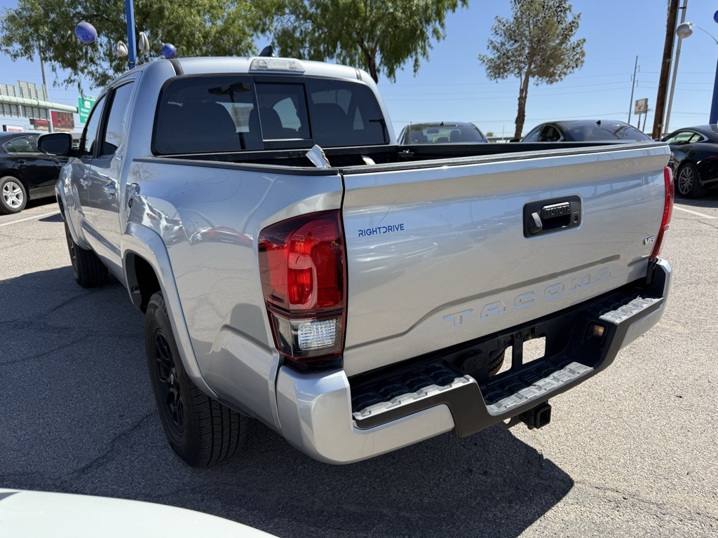 Vehicle image 8 of 27