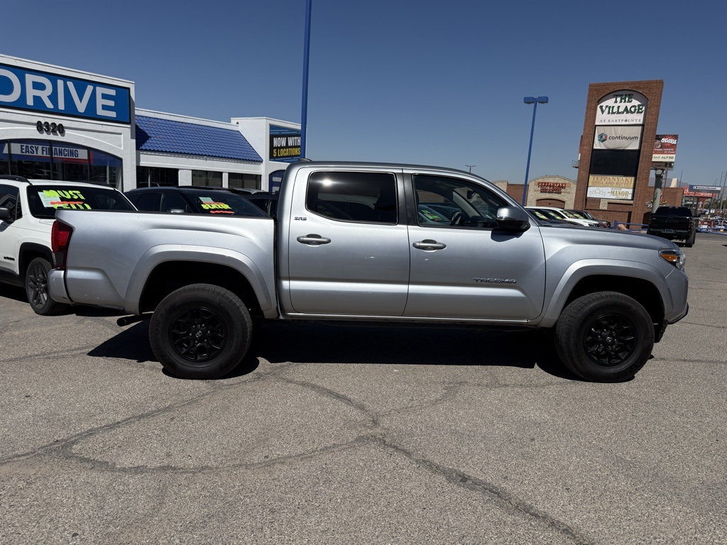 Vehicle image 4 of 27
