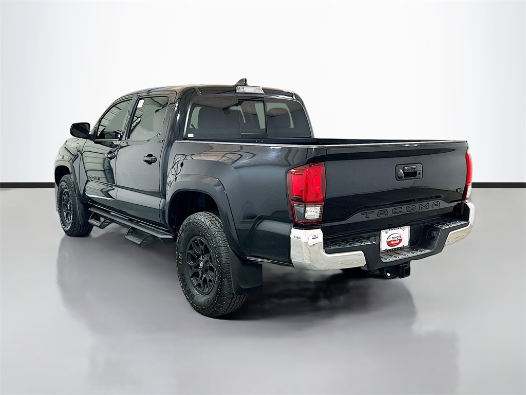 Vehicle image 6 of 27