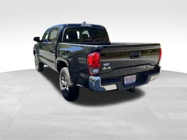 Vehicle image 7 of 36