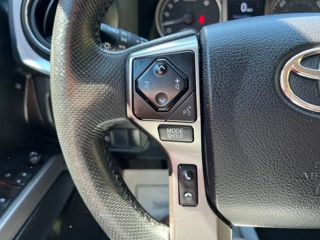 Vehicle image 27 of 36