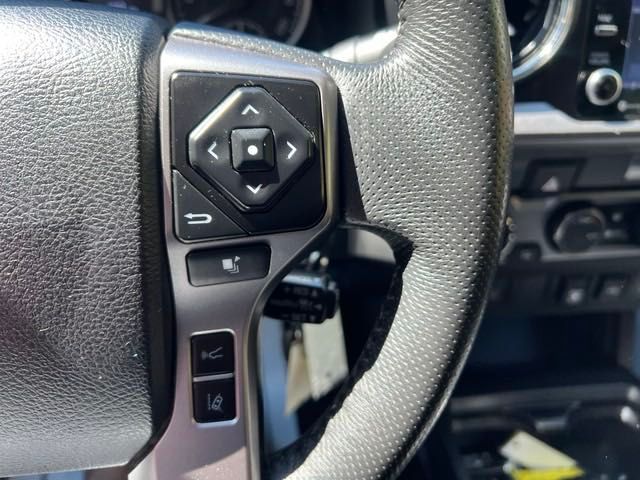 Vehicle image 28 of 36