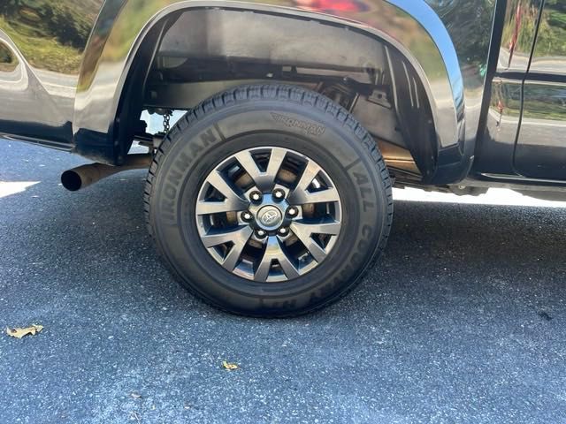Vehicle image 13 of 36