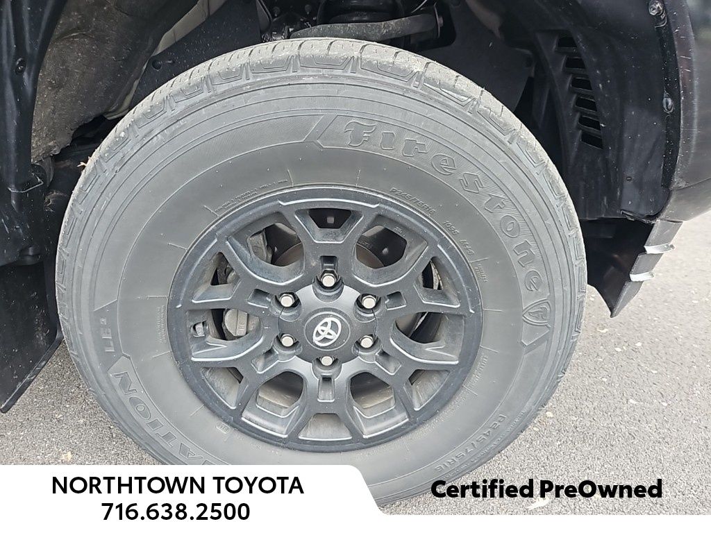 Vehicle image 40 of 56