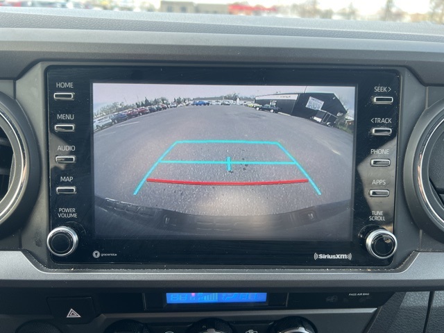 Vehicle image 19 of 20