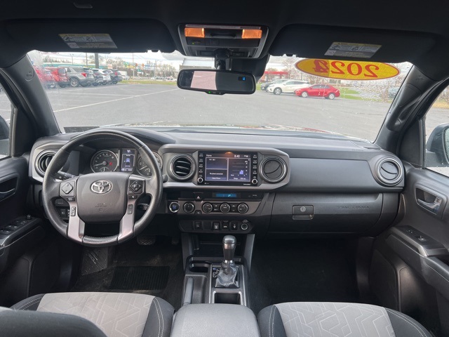 Vehicle image 15 of 20