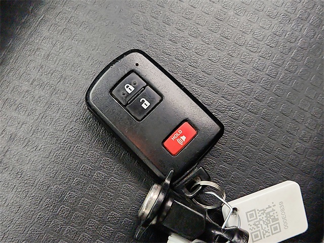 Vehicle image 28 of 29