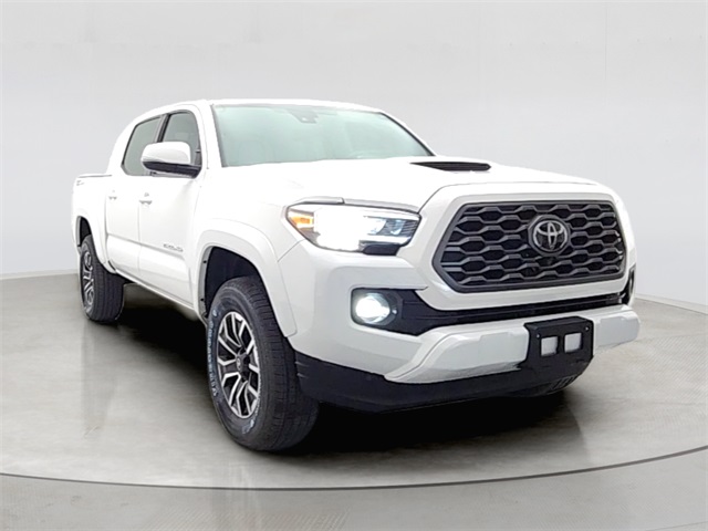 Vehicle image 3 of 29