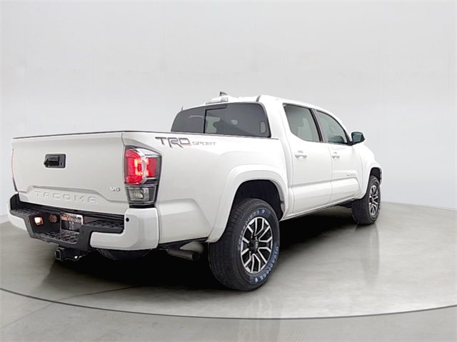 Vehicle image 5 of 29