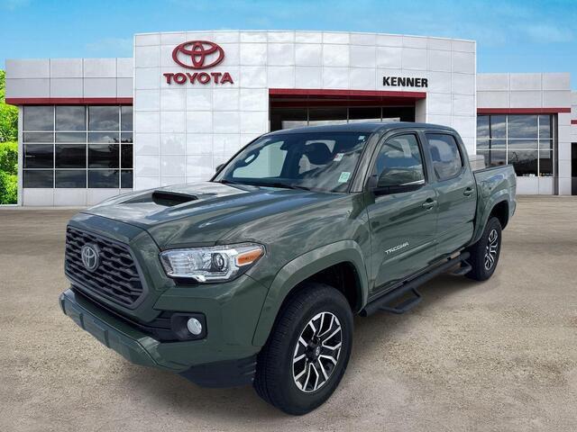 2022 Toyota Tacoma TRD Sport Image 1 of 26