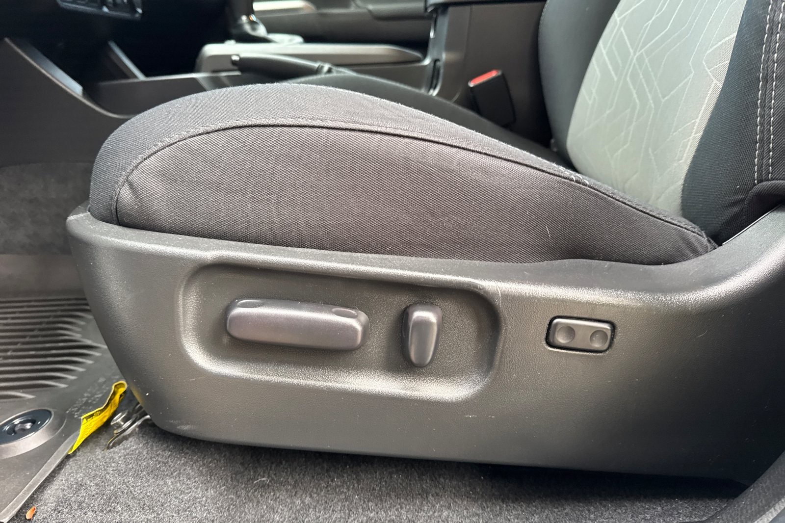 Vehicle image 14 of 56
