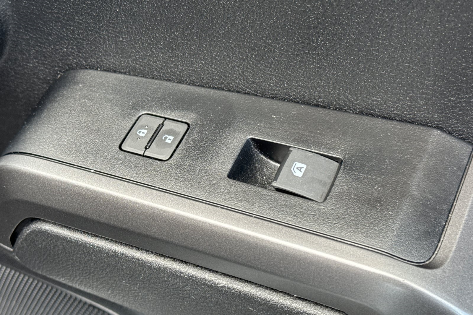 Vehicle image 22 of 56