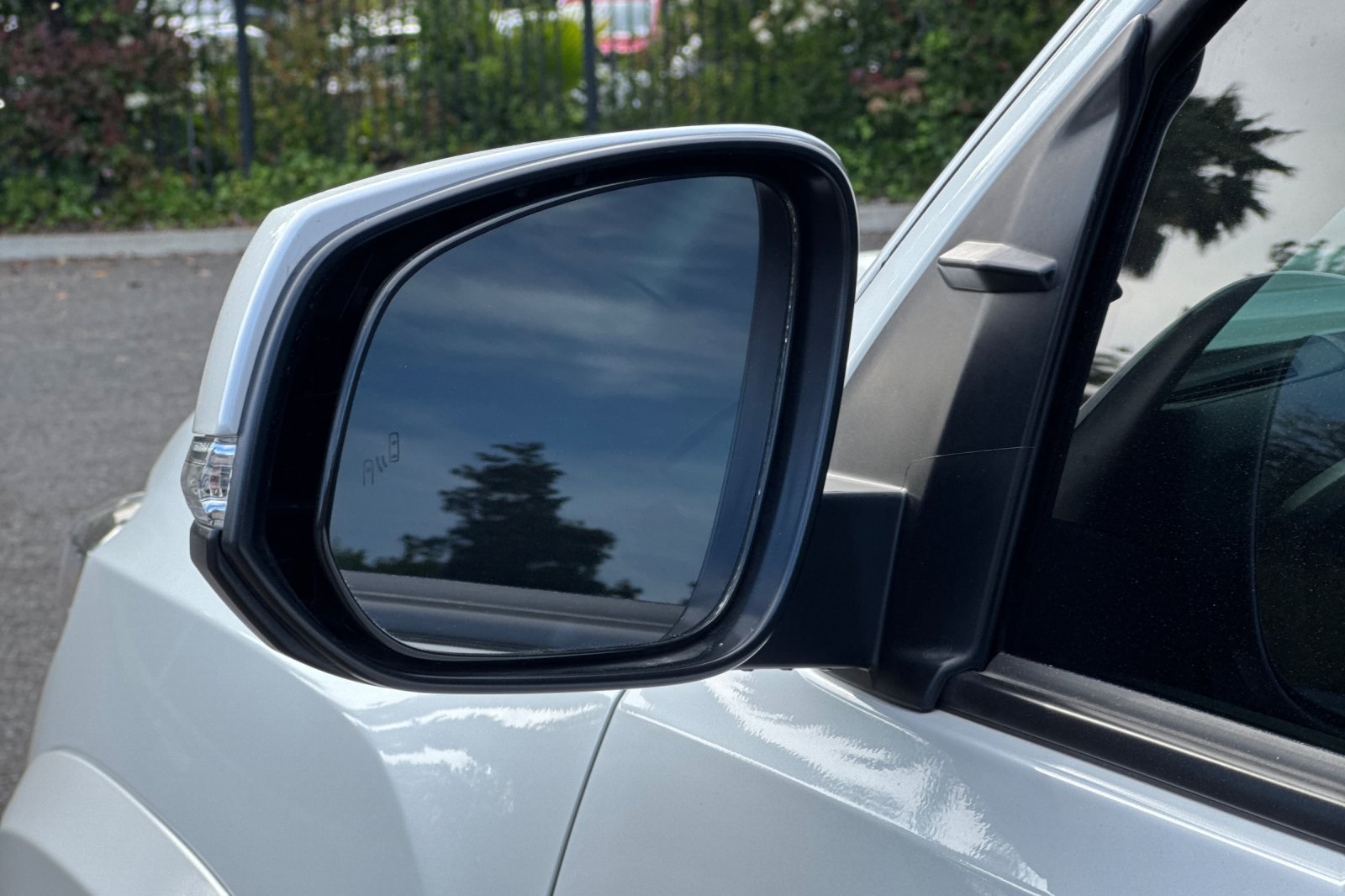Vehicle image 50 of 56