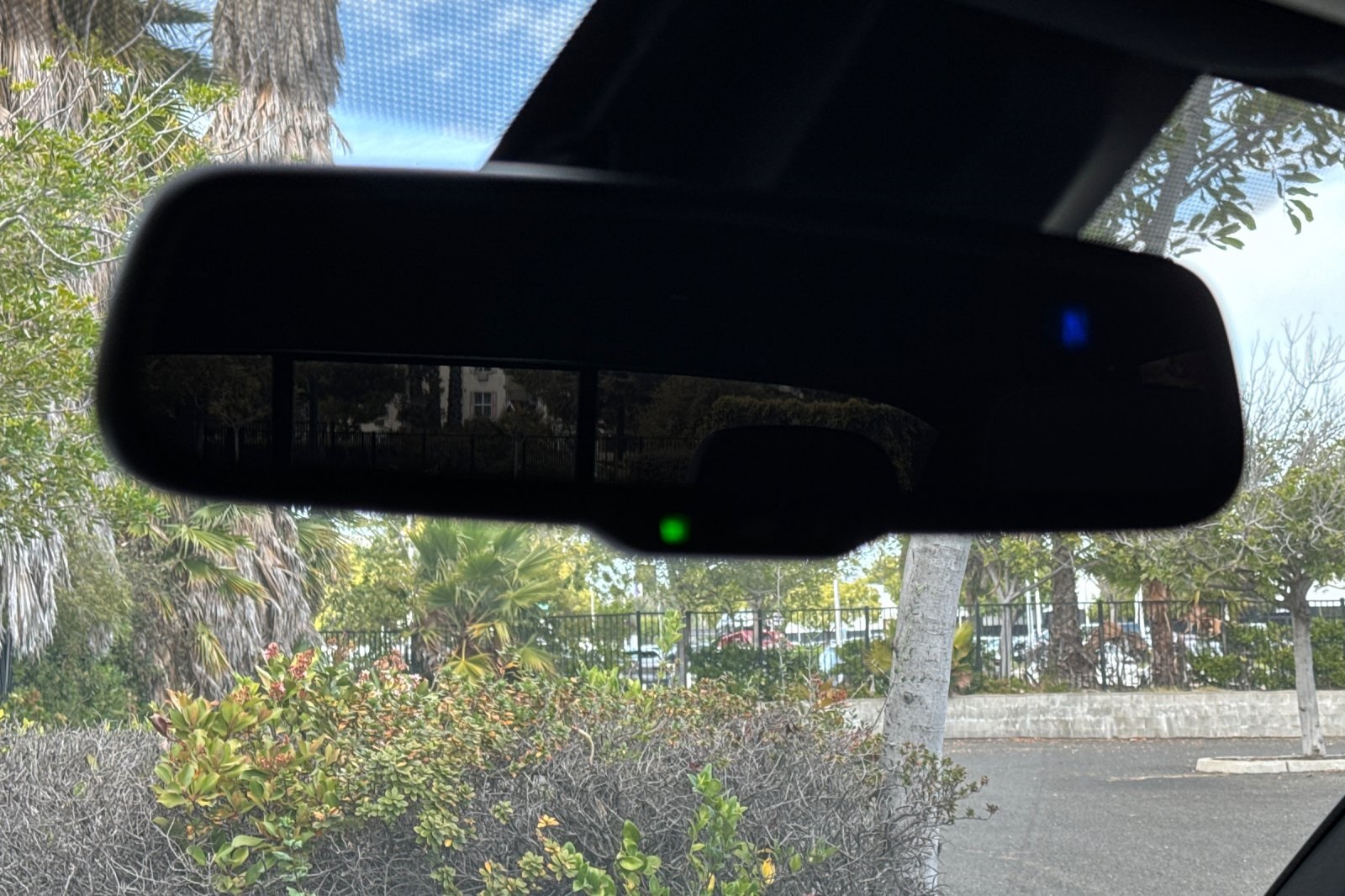 Vehicle image 25 of 56