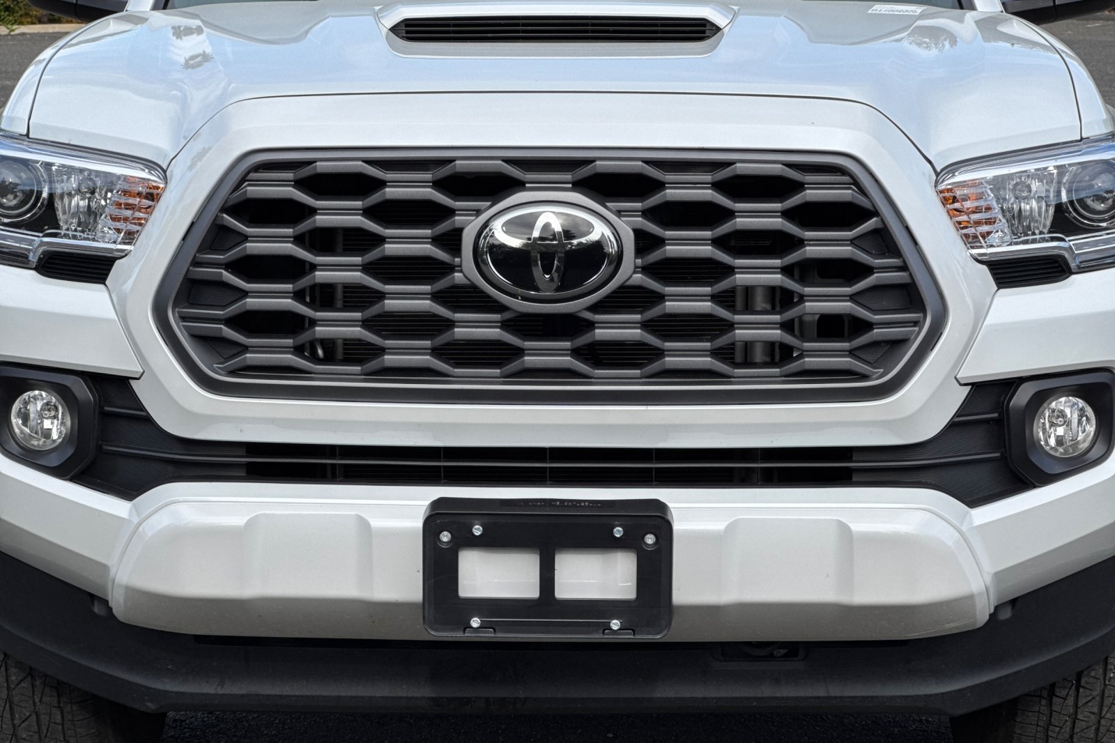 Vehicle image 9 of 56