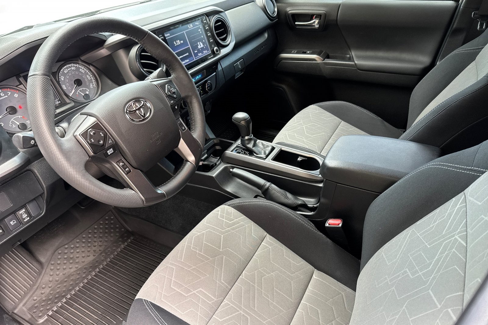 Vehicle image 11 of 56