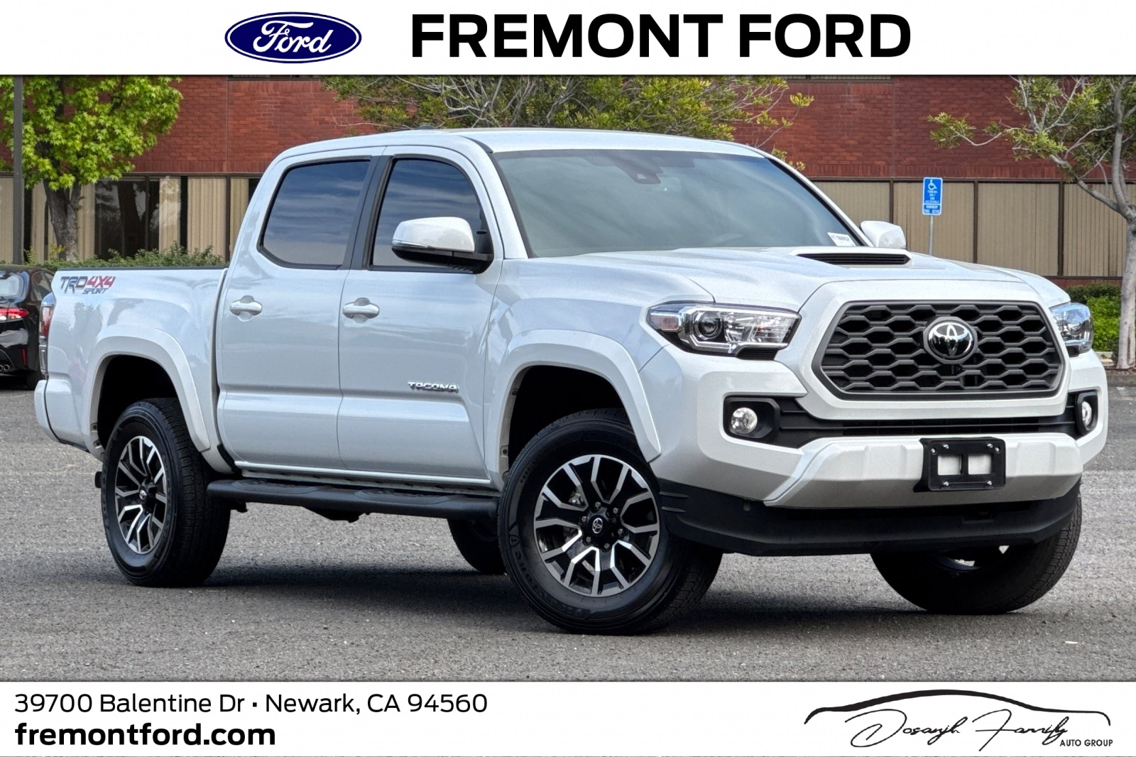Vehicle image 6 of 56