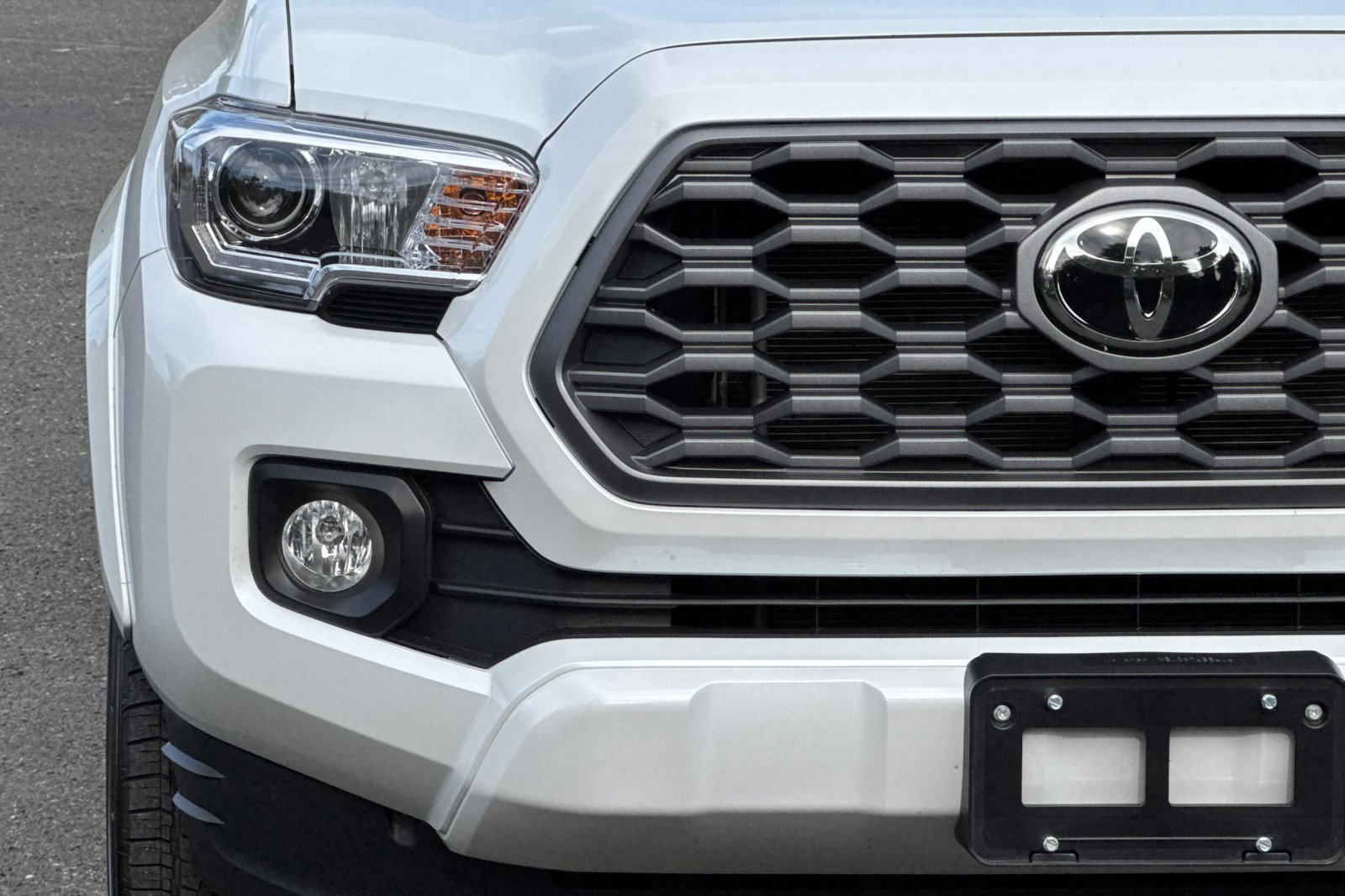 Vehicle image 44 of 56