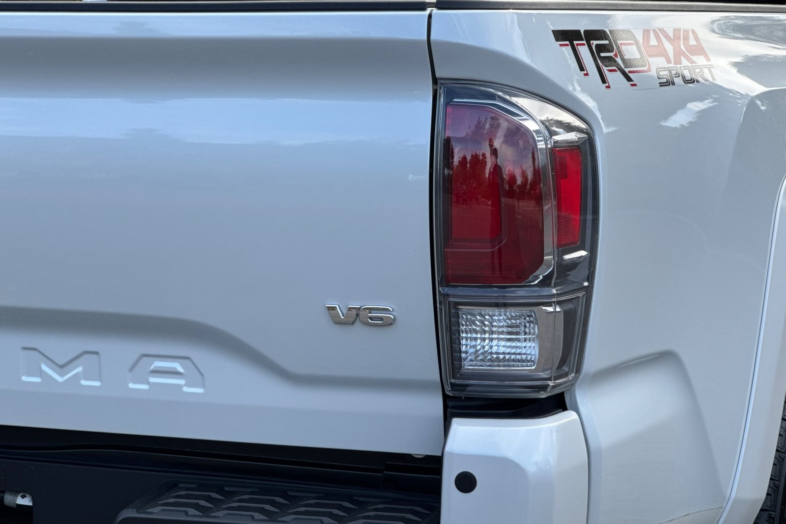 Vehicle image 47 of 56