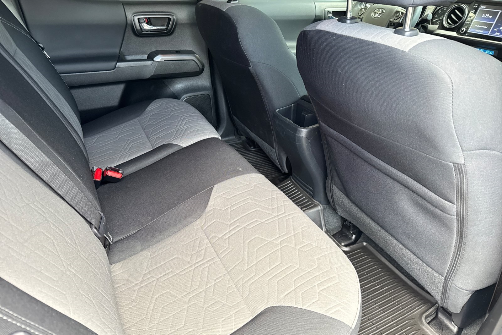 Vehicle image 18 of 56