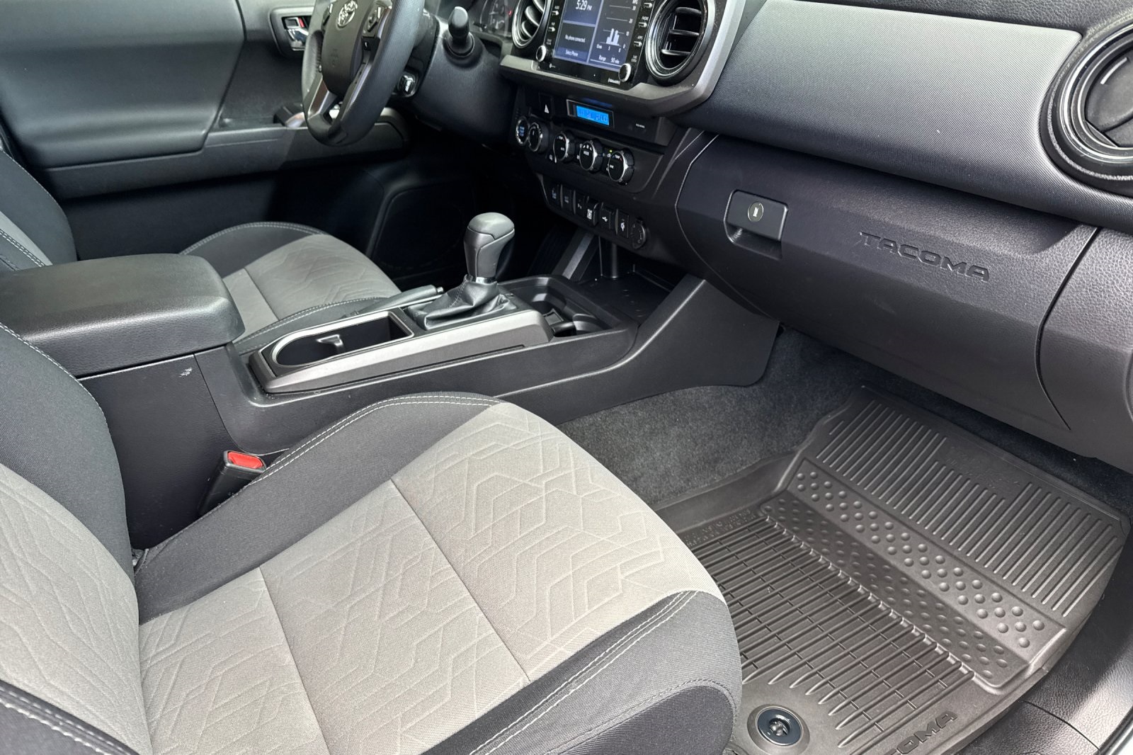 Vehicle image 19 of 56