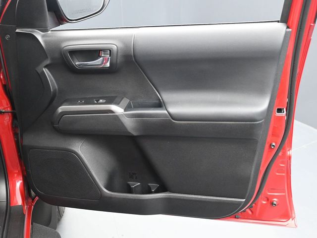 Vehicle image 40 of 53