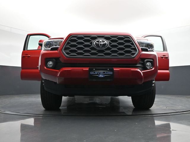 Vehicle image 7 of 53