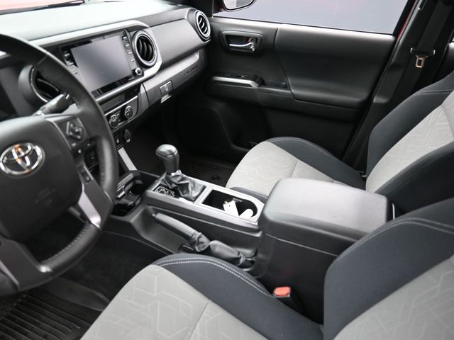 Vehicle image 47 of 53