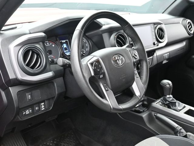 Vehicle image 35 of 53