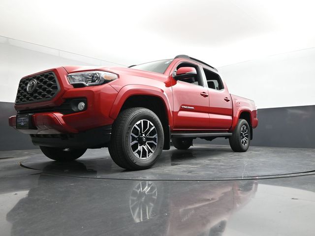 Vehicle image 17 of 53