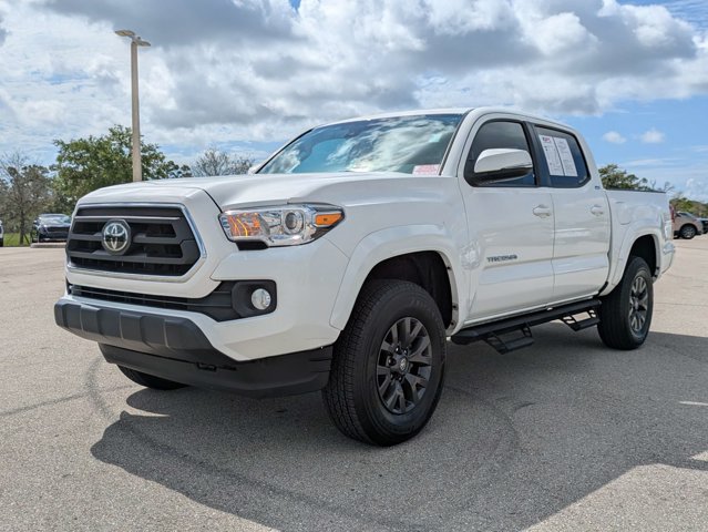 2022 Toyota Tacoma SR5 Image 1 of 35