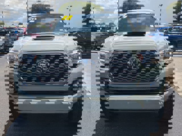 Vehicle image 2 of 27