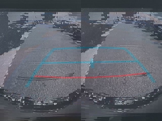 Vehicle image 11 of 27