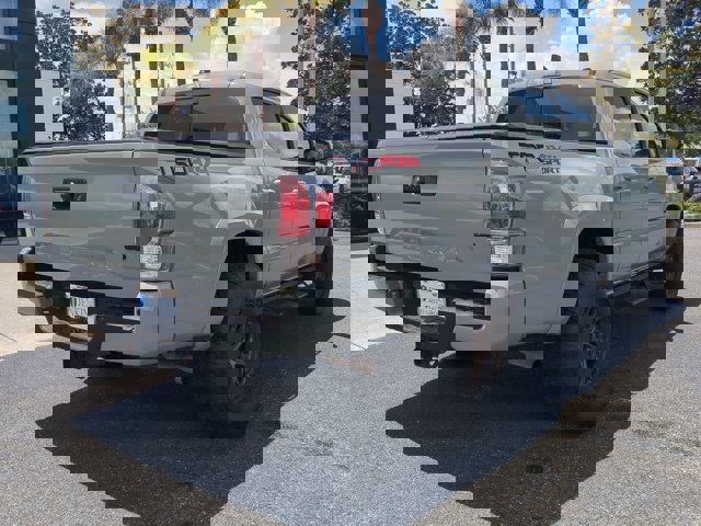 Vehicle image 5 of 27