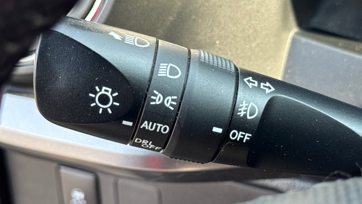 Vehicle image 22 of 29