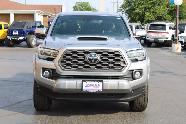 Vehicle image 2 of 38