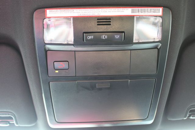 Vehicle image 21 of 38