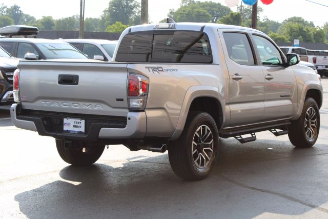 Vehicle image 4 of 38