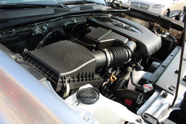 Vehicle image 36 of 38
