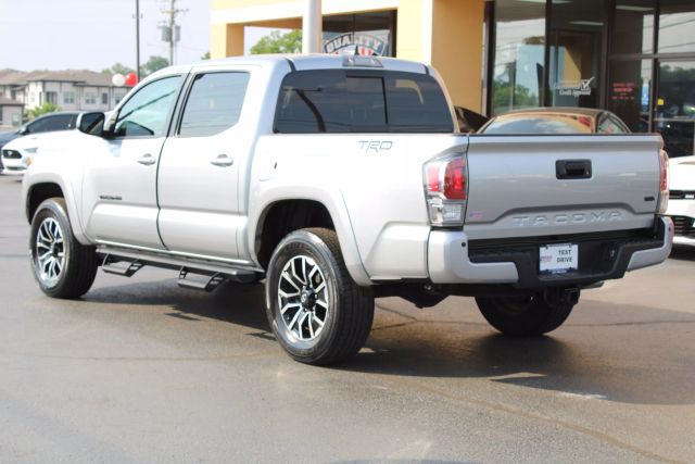 Vehicle image 6 of 38