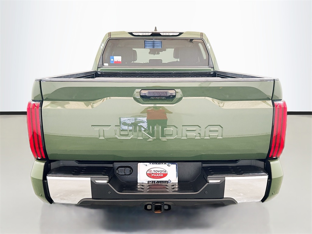 Vehicle image 6 of 29