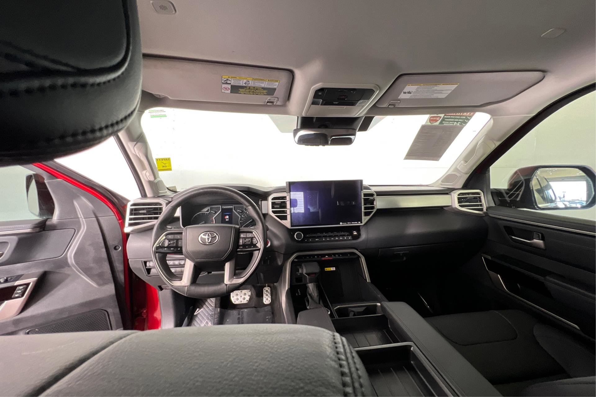 Vehicle image 20 of 27