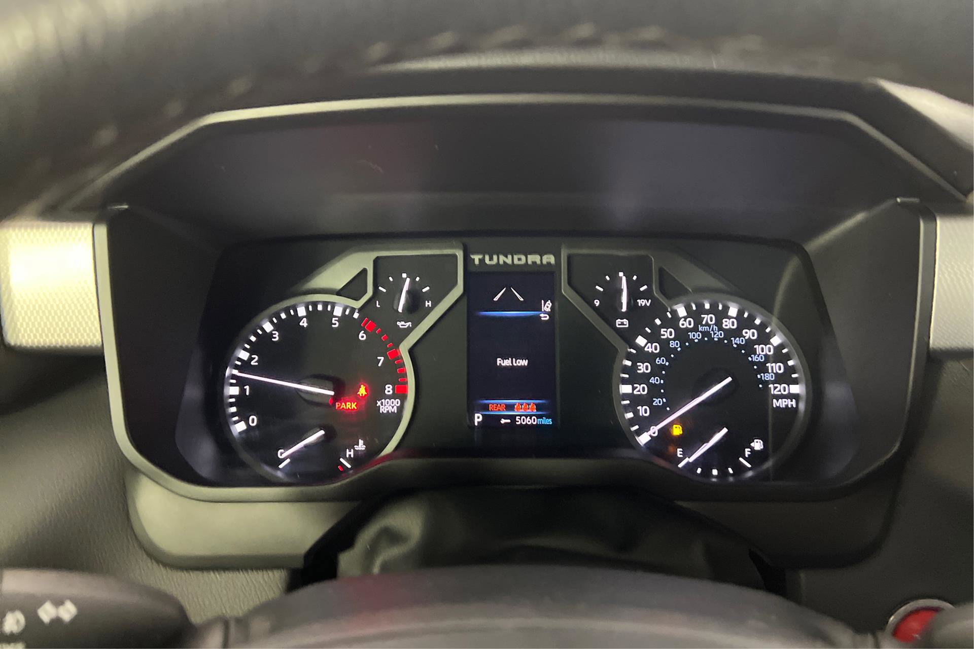 Vehicle image 13 of 27