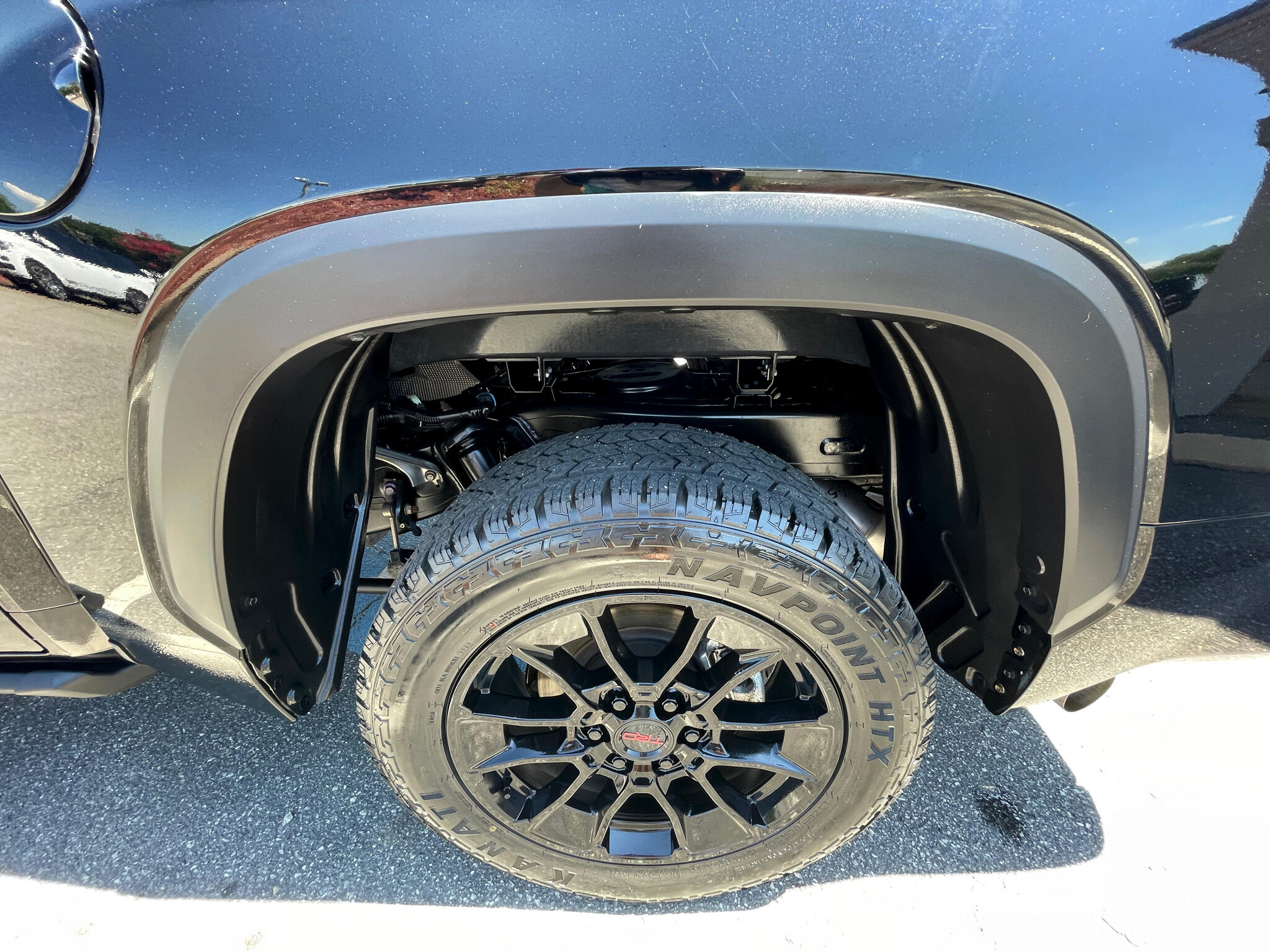 Vehicle image 20 of 48
