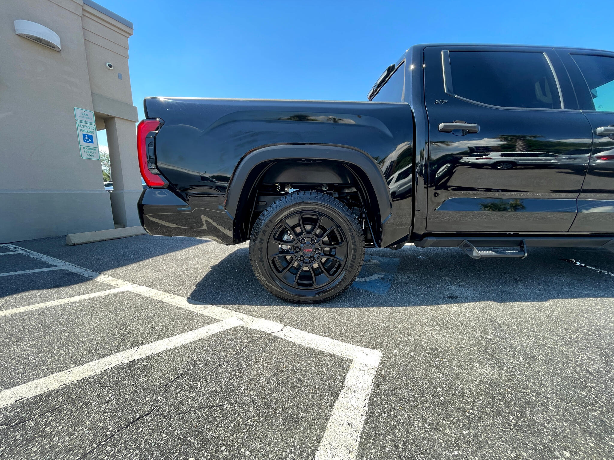 Vehicle image 13 of 48