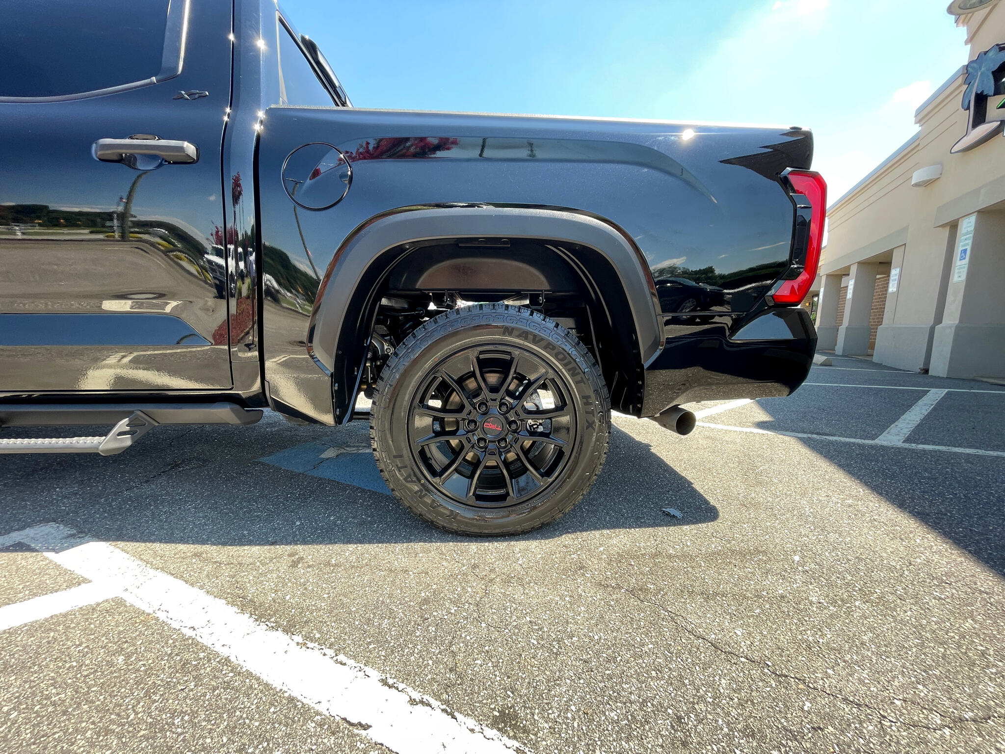 Vehicle image 45 of 48