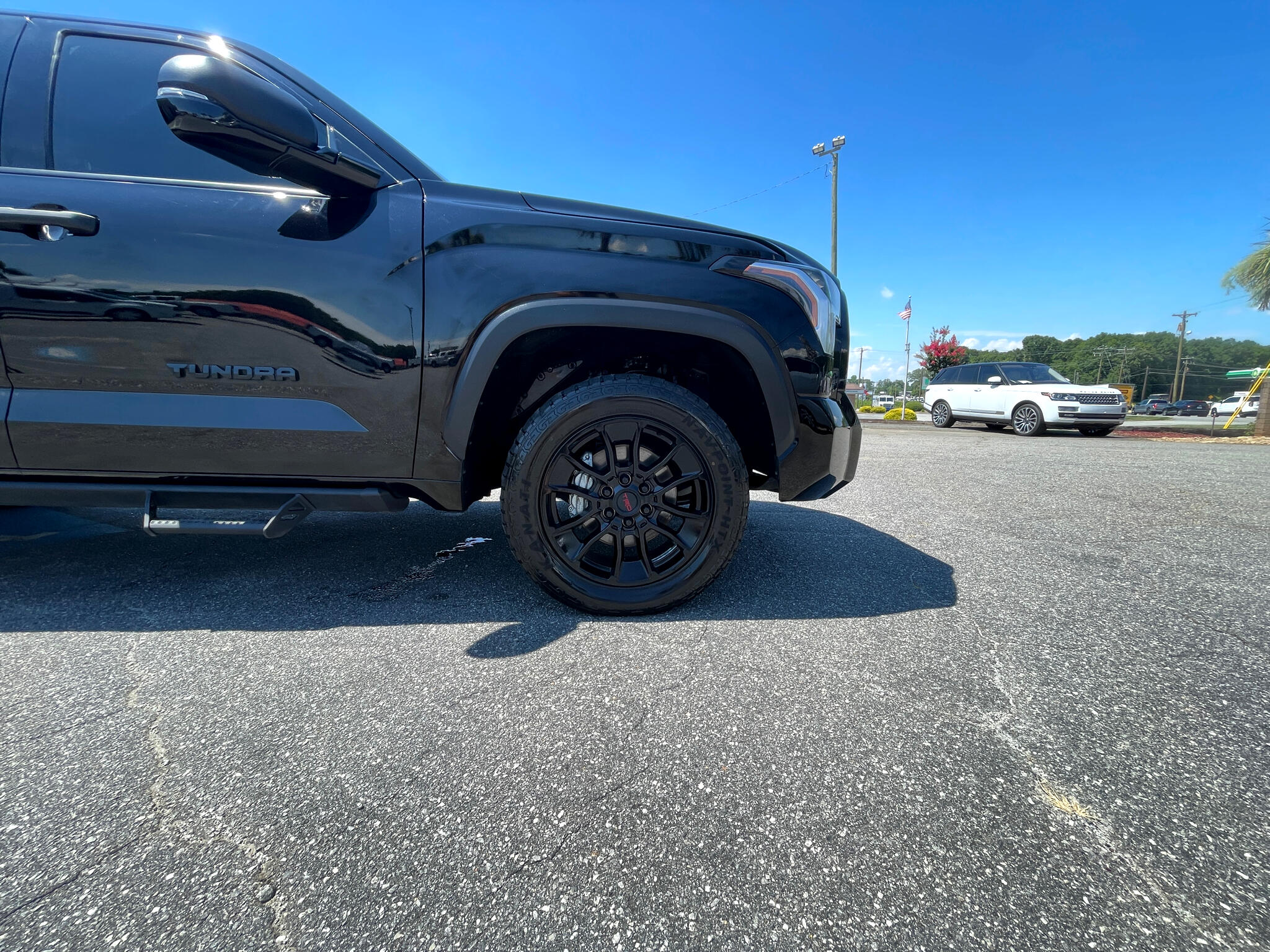 Vehicle image 9 of 48