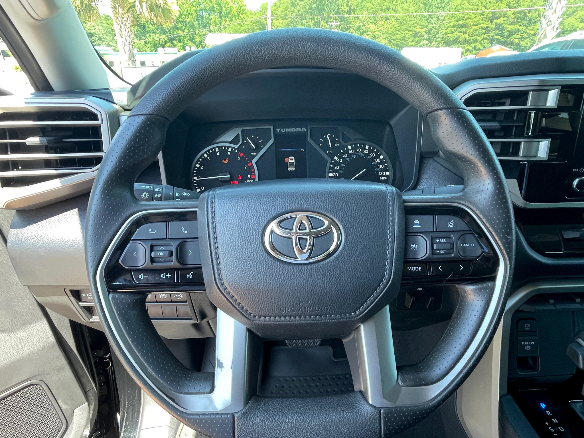 Vehicle image 35 of 48