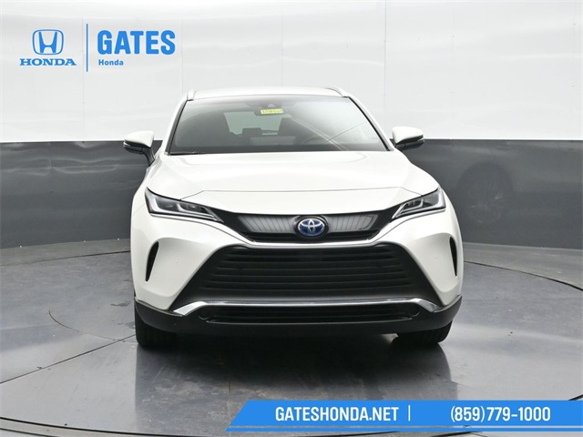Vehicle image 8 of 56
