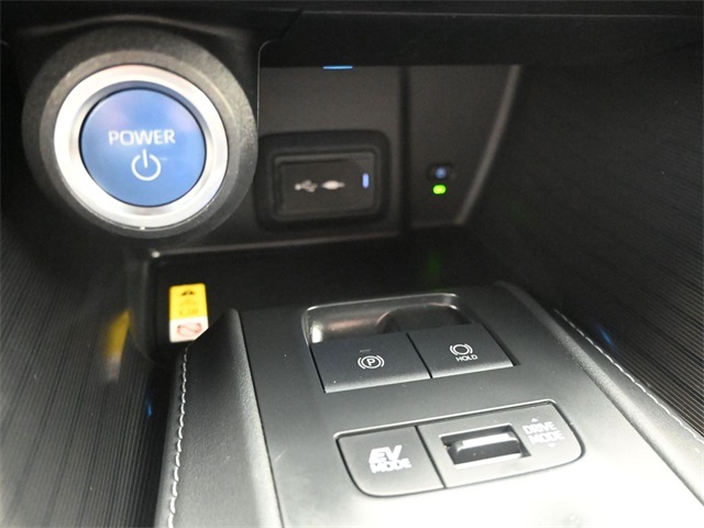 Vehicle image 37 of 56